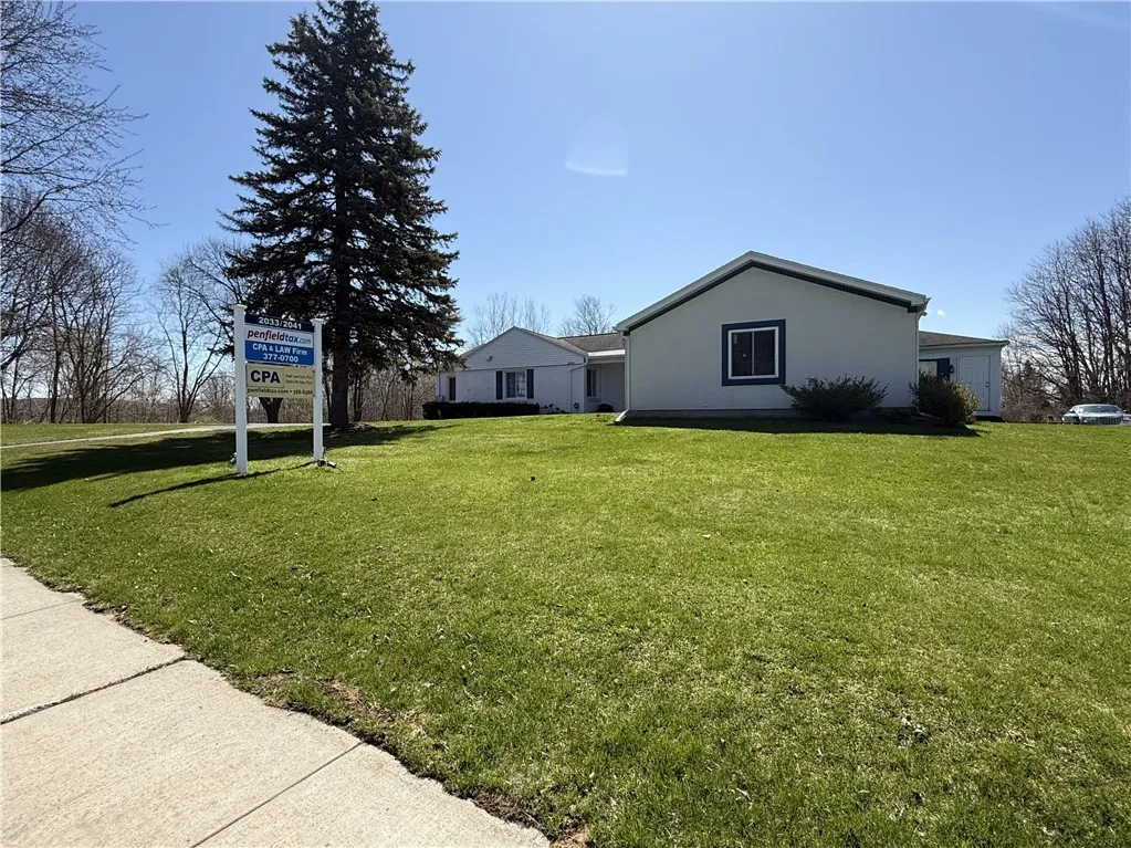 2025 Penfield Road, Penfield, New York 14526, Penfield, New York 14526, ,Commercial Lease,For Rent,2025 Penfield Road, Penfield, New York 14526,R1587381