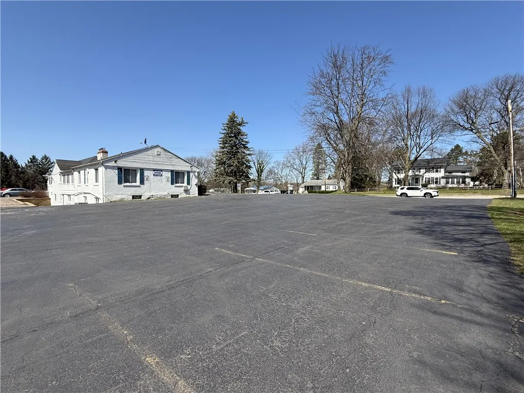 2025 Penfield Road, Penfield, New York 14526, Penfield, New York 14526, ,Commercial Lease,For Rent,2025 Penfield Road, Penfield, New York 14526,R1587381