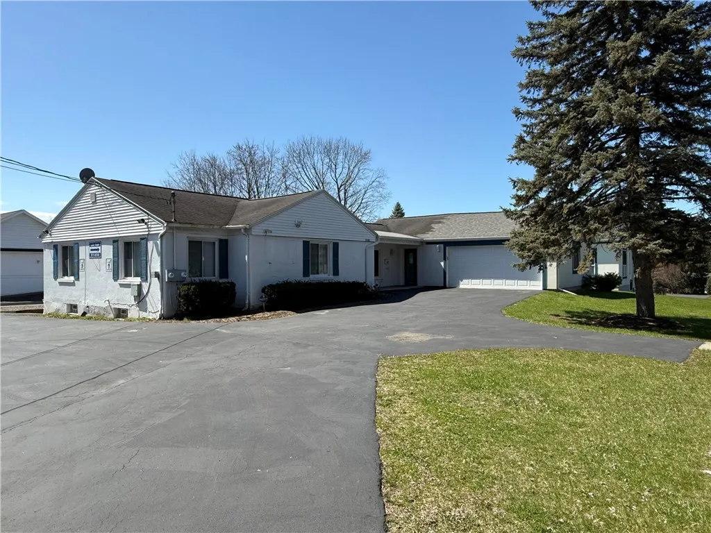 2025 Penfield Road, Penfield, New York 14526, Penfield, New York 14526, ,Commercial Lease,For Rent,2025 Penfield Road, Penfield, New York 14526,R1587381