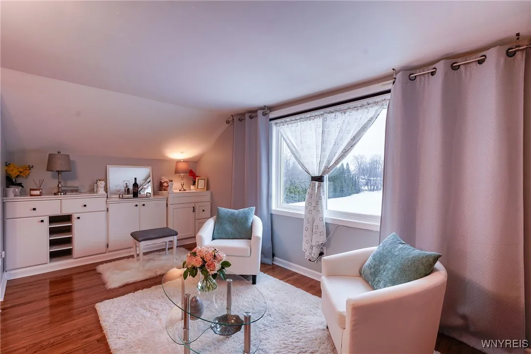 277 Ferndale Avenue, Tonawanda-town, New York 1421, Tonawanda, New York 14217, 4 Bedrooms Bedrooms, 7 Rooms Rooms,2 BathroomsBathrooms,Residential,Closed,277 Ferndale Avenue, Tonawanda-town, New York 1421,0,B1586691
