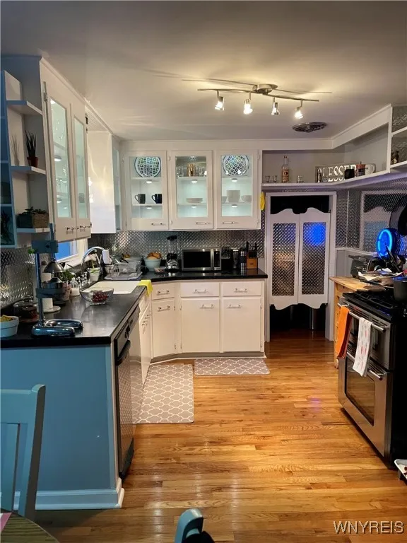 277 Ferndale Avenue, Tonawanda-town, New York 1421, Tonawanda, New York 14217, 4 Bedrooms Bedrooms, 7 Rooms Rooms,2 BathroomsBathrooms,Residential,Closed,277 Ferndale Avenue, Tonawanda-town, New York 1421,0,B1586691
