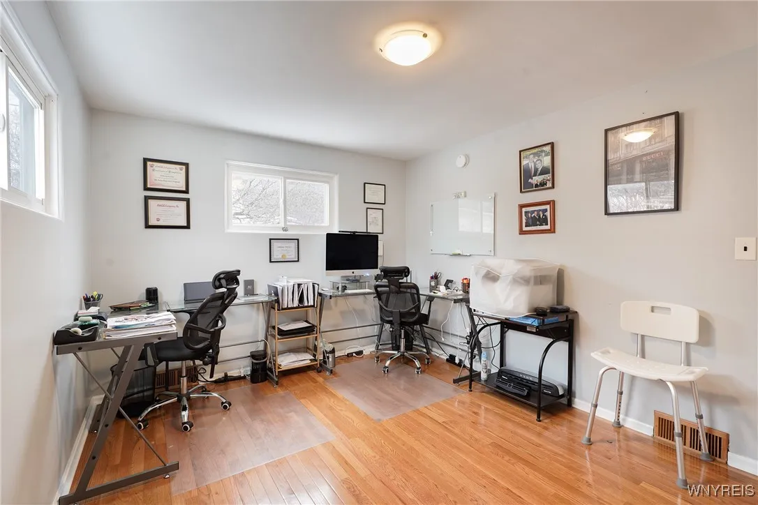 1st floor office but also a bedroom with closet.