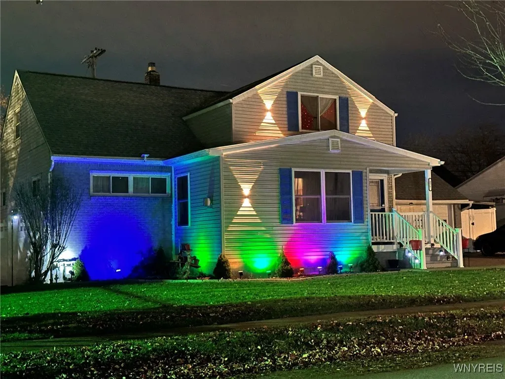 277 Ferndale Avenue, Tonawanda-town, New York 1421, Tonawanda, New York 14217, 4 Bedrooms Bedrooms, 7 Rooms Rooms,2 BathroomsBathrooms,Residential,Closed,277 Ferndale Avenue, Tonawanda-town, New York 1421,0,B1586691
