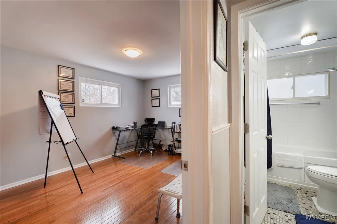 277 Ferndale Avenue, Tonawanda-town, New York 1421, Tonawanda, New York 14217, 4 Bedrooms Bedrooms, 7 Rooms Rooms,2 BathroomsBathrooms,Residential,Closed,277 Ferndale Avenue, Tonawanda-town, New York 1421,0,B1586691