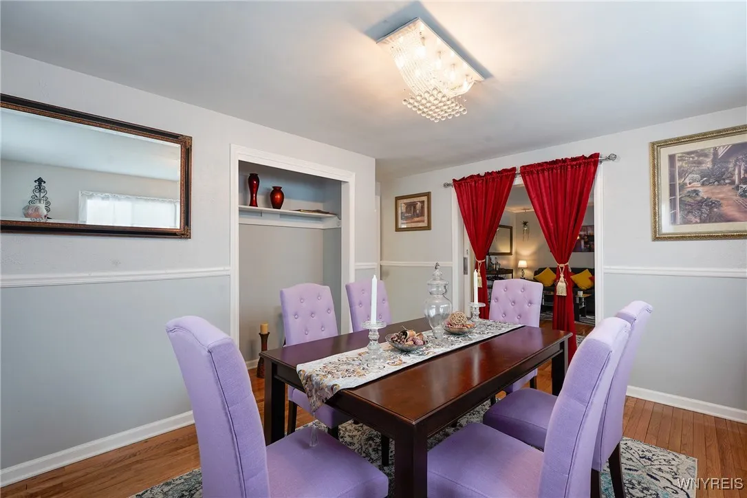 Dining room can easily be converted into bedroom.