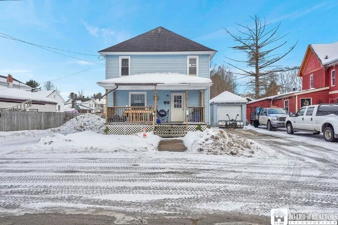 4 Washburn Avenue, Franklinville, New York 14737, Franklinville, New York 14737, 3 Bedrooms Bedrooms, 10 Rooms Rooms,1 BathroomBathrooms,Residential,Closed,4 Washburn Avenue, Franklinville, New York 14737,0,R1587229