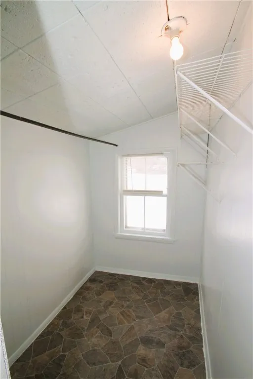 Full walk-in Pantry