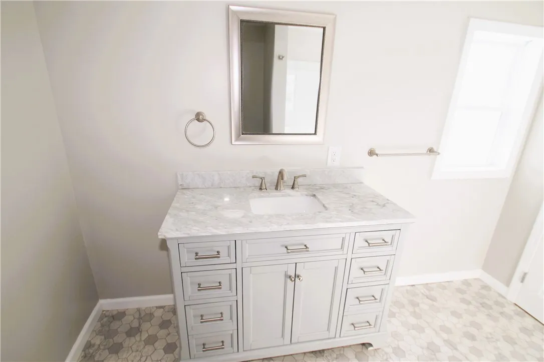 Brand New Full Shower Bath on the 1st Floor