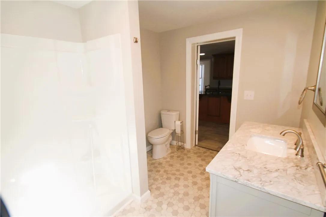 Brand New Full Shower Bath on the 1st Floor