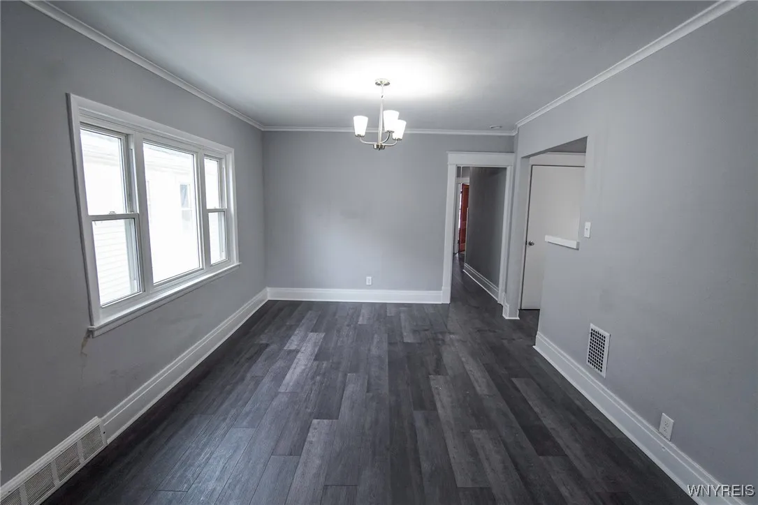 368 Cumberland Avenue, Buffalo, New York 14220, Buffalo, New York 14220, 6 Bedrooms Bedrooms, ,2 BathroomsBathrooms,Residential,Closed,368 Cumberland Avenue, Buffalo, New York 14220,0,B1587027