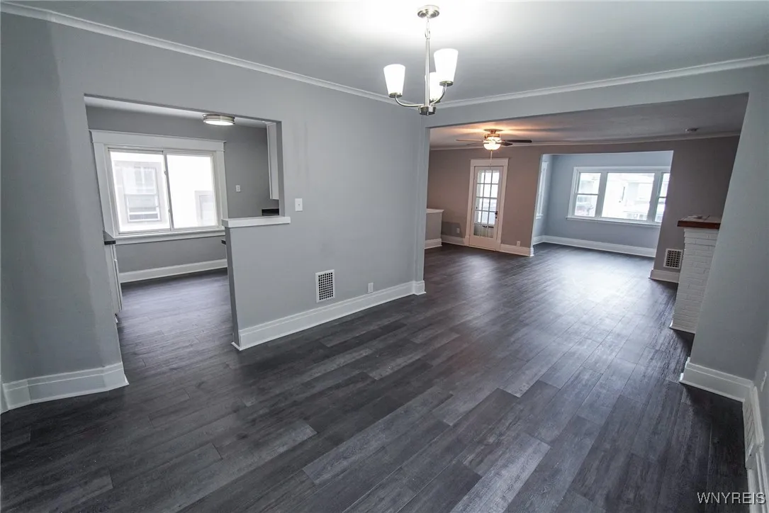 368 Cumberland Avenue, Buffalo, New York 14220, Buffalo, New York 14220, 6 Bedrooms Bedrooms, ,2 BathroomsBathrooms,Residential,Closed,368 Cumberland Avenue, Buffalo, New York 14220,0,B1587027