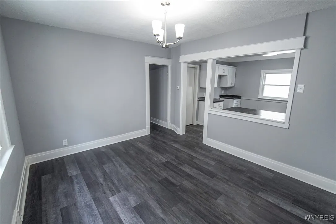 368 Cumberland Avenue, Buffalo, New York 14220, Buffalo, New York 14220, 6 Bedrooms Bedrooms, ,2 BathroomsBathrooms,Residential,Closed,368 Cumberland Avenue, Buffalo, New York 14220,0,B1587027