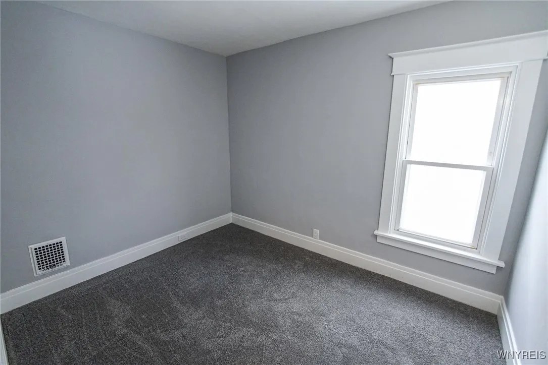 368 Cumberland Avenue, Buffalo, New York 14220, Buffalo, New York 14220, 6 Bedrooms Bedrooms, ,2 BathroomsBathrooms,Residential,Closed,368 Cumberland Avenue, Buffalo, New York 14220,0,B1587027