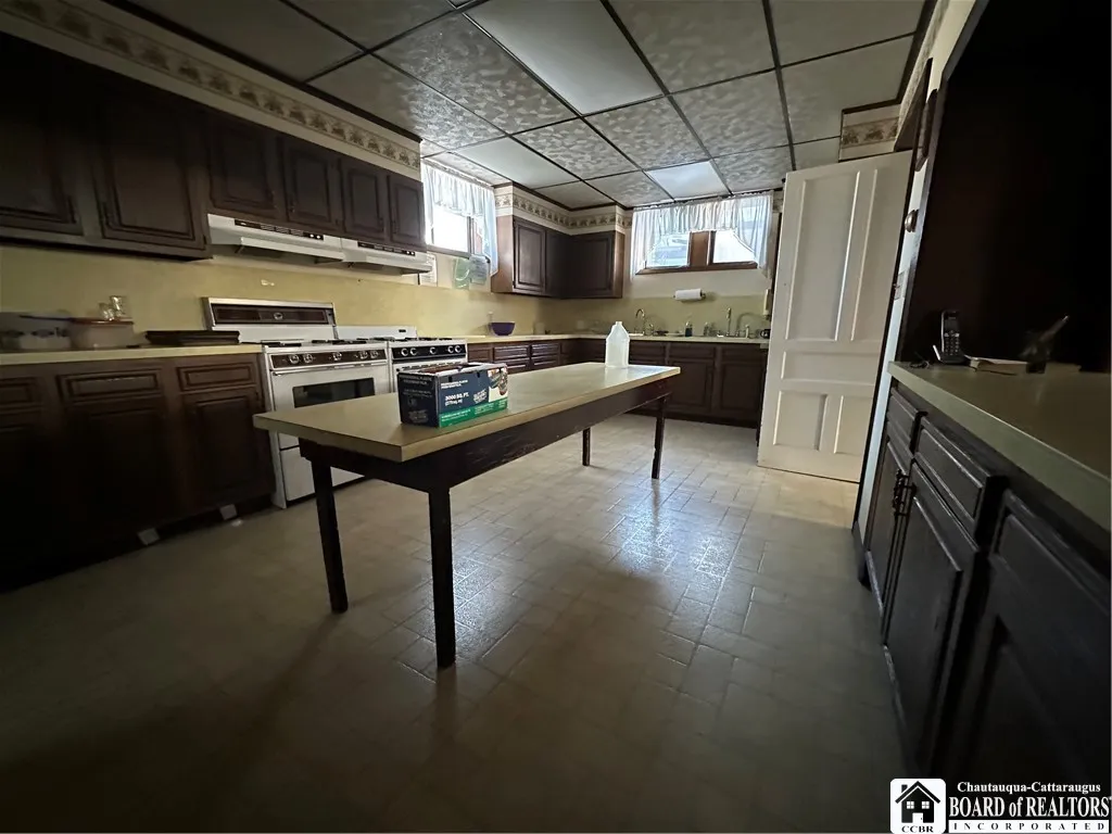 1 West Avenue, Hornellsville, New York 14807, Hornellsville, New York 14807, 8 Rooms Rooms,Residential,For Sale,1 West Avenue, Hornellsville, New York 14807,0,R1586097