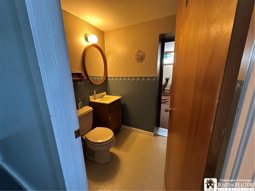1 West Avenue, Hornellsville, New York 14807, Hornellsville, New York 14807, 8 Rooms Rooms,Residential,For Sale,1 West Avenue, Hornellsville, New York 14807,0,R1586097