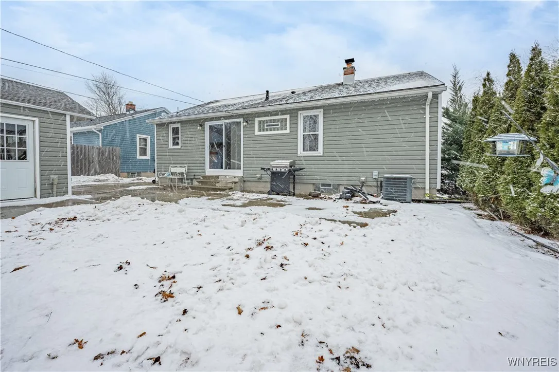 442 Orchard Drive, Tonawanda-town, New York 14223, Tonawanda, New York 14223, 3 Bedrooms Bedrooms, 5 Rooms Rooms,1 BathroomBathrooms,Residential,Closed,442 Orchard Drive, Tonawanda-town, New York 14223,0,B1586985