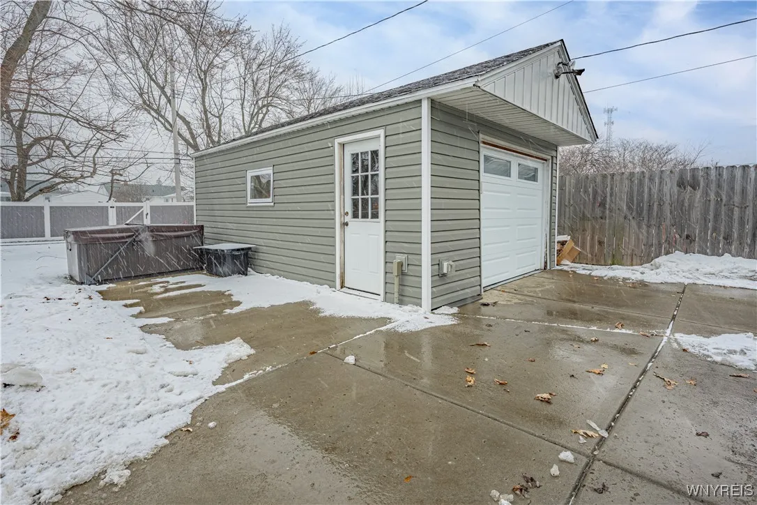 442 Orchard Drive, Tonawanda-town, New York 14223, Tonawanda, New York 14223, 3 Bedrooms Bedrooms, 5 Rooms Rooms,1 BathroomBathrooms,Residential,Closed,442 Orchard Drive, Tonawanda-town, New York 14223,0,B1586985