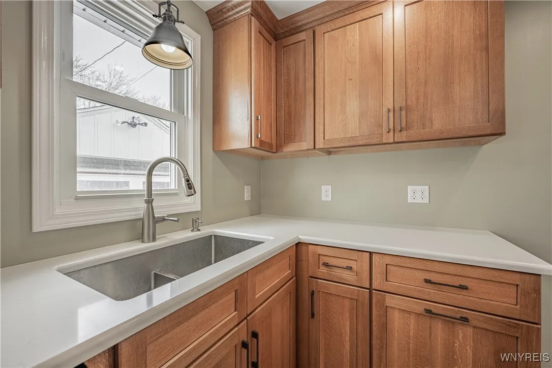 442 Orchard Drive, Tonawanda-town, New York 14223, Tonawanda, New York 14223, 3 Bedrooms Bedrooms, 5 Rooms Rooms,1 BathroomBathrooms,Residential,Closed,442 Orchard Drive, Tonawanda-town, New York 14223,0,B1586985