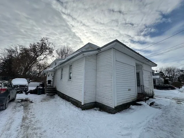 78 Wall Street, Auburn, New York 13021, Auburn, New York 13021, 5 Bedrooms Bedrooms, ,2 BathroomsBathrooms,Residential,For Sale,78 Wall Street, Auburn, New York 13021,0,R1583317