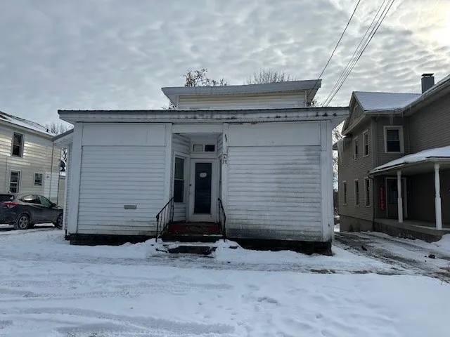 78 Wall Street, Auburn, New York 13021, Auburn, New York 13021, 5 Bedrooms Bedrooms, ,2 BathroomsBathrooms,Residential,For Sale,78 Wall Street, Auburn, New York 13021,0,R1583317