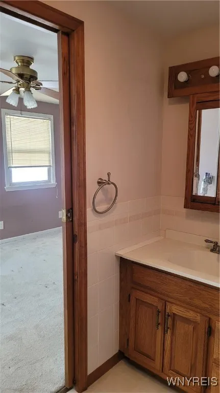 5841 Lakecrest Drive, Hamburg, New York 14085, Hamburg, New York 14085, 3 Bedrooms Bedrooms, 5 Rooms Rooms,2 BathroomsBathrooms,Residential Lease,Closed,5841 Lakecrest Drive, Hamburg, New York 14085,0,B1587575