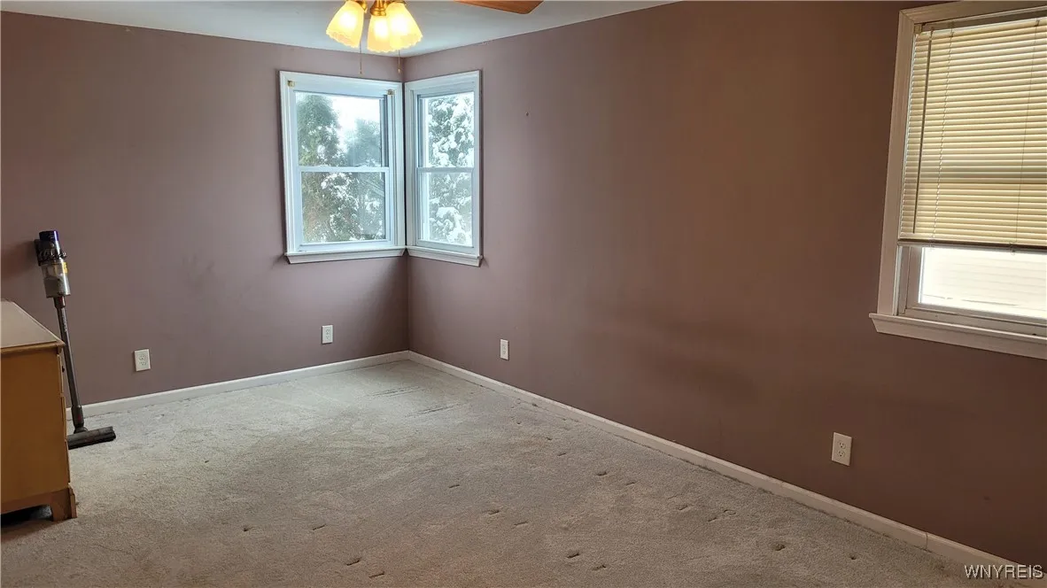 5841 Lakecrest Drive, Hamburg, New York 14085, Hamburg, New York 14085, 3 Bedrooms Bedrooms, 5 Rooms Rooms,2 BathroomsBathrooms,Residential Lease,Closed,5841 Lakecrest Drive, Hamburg, New York 14085,0,B1587575