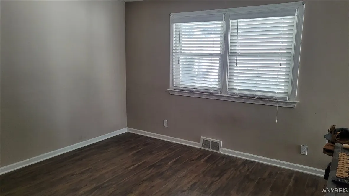 5841 Lakecrest Drive, Hamburg, New York 14085, Hamburg, New York 14085, 3 Bedrooms Bedrooms, 5 Rooms Rooms,2 BathroomsBathrooms,Residential Lease,Closed,5841 Lakecrest Drive, Hamburg, New York 14085,0,B1587575