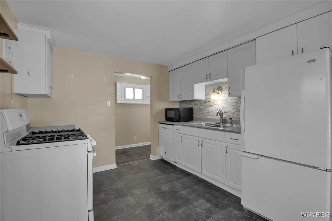 89 Pearce Drive, Amherst, New York 14226, Amherst, New York 14226, 2 Bedrooms Bedrooms, 5 Rooms Rooms,1 BathroomBathrooms,Residential Lease,Closed,89 Pearce Drive, Amherst, New York 14226,0,B1587593