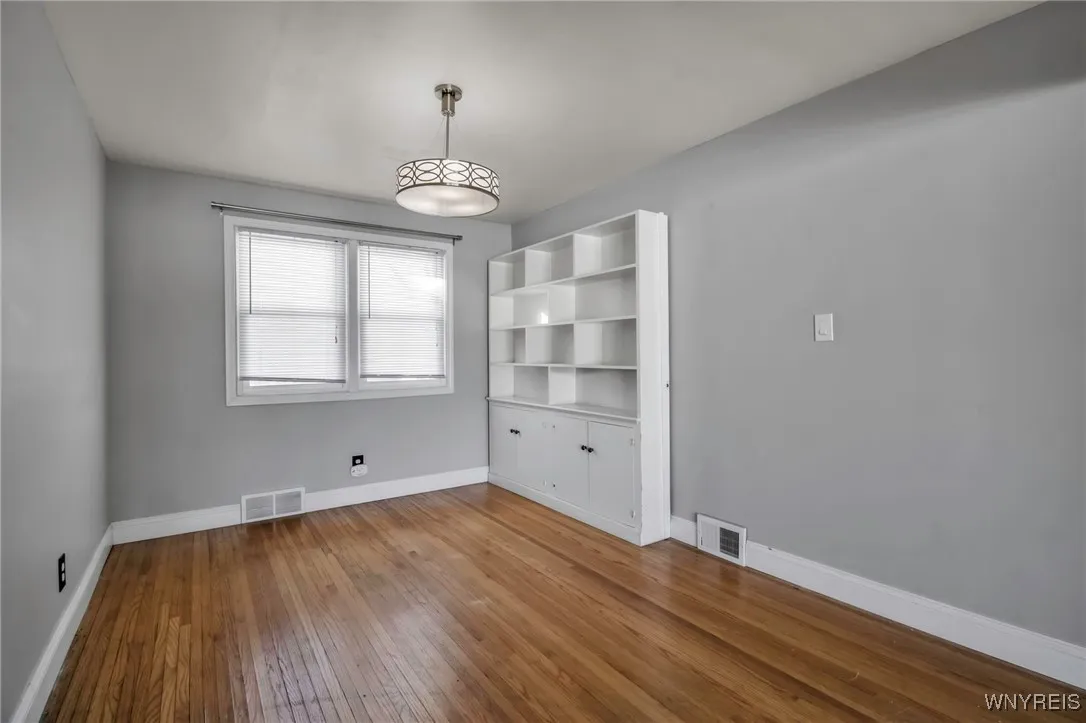 89 Pearce Drive, Amherst, New York 14226, Amherst, New York 14226, 2 Bedrooms Bedrooms, 5 Rooms Rooms,1 BathroomBathrooms,Residential Lease,Closed,89 Pearce Drive, Amherst, New York 14226,0,B1587593