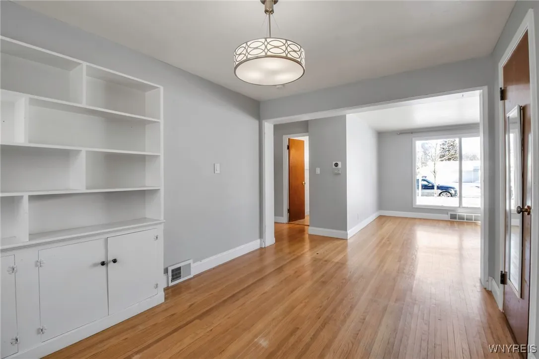 89 Pearce Drive, Amherst, New York 14226, Amherst, New York 14226, 2 Bedrooms Bedrooms, 5 Rooms Rooms,1 BathroomBathrooms,Residential Lease,Closed,89 Pearce Drive, Amherst, New York 14226,0,B1587593
