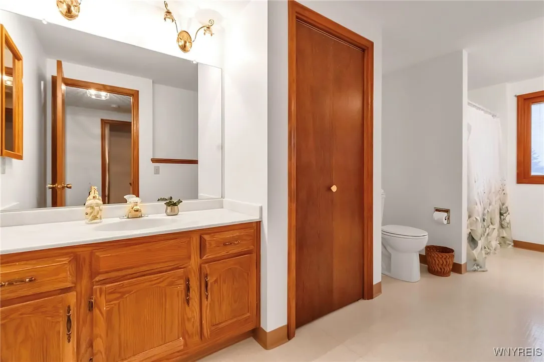 2167 Hobblebush Lane, Hamburg, New York 14085, Hamburg, New York 14085, 3 Bedrooms Bedrooms, 8 Rooms Rooms,1 BathroomBathrooms,Residential,Closed,2167 Hobblebush Lane, Hamburg, New York 14085,0,B1587448