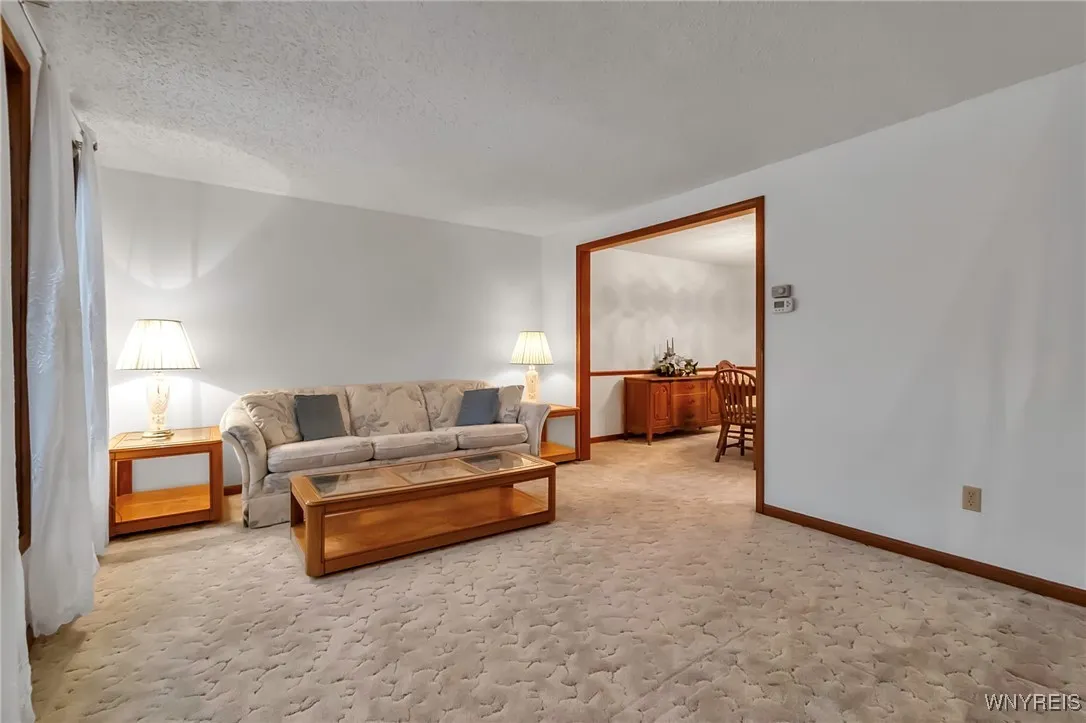 2167 Hobblebush Lane, Hamburg, New York 14085, Hamburg, New York 14085, 3 Bedrooms Bedrooms, 8 Rooms Rooms,1 BathroomBathrooms,Residential,Closed,2167 Hobblebush Lane, Hamburg, New York 14085,0,B1587448