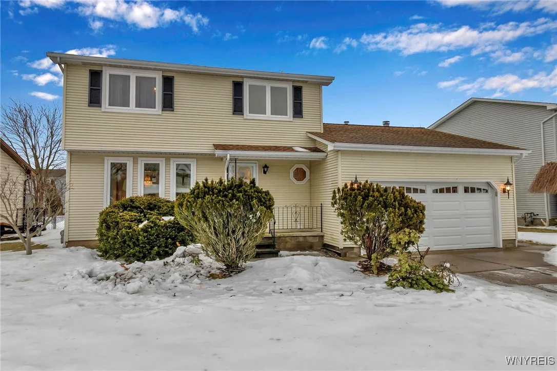 2167 Hobblebush Lane, Hamburg, New York 14085, Hamburg, New York 14085, 3 Bedrooms Bedrooms, 8 Rooms Rooms,1 BathroomBathrooms,Residential,Closed,2167 Hobblebush Lane, Hamburg, New York 14085,0,B1587448