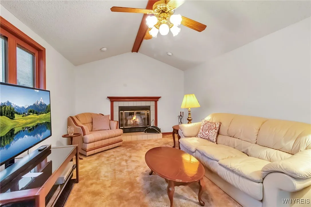 2167 Hobblebush Lane, Hamburg, New York 14085, Hamburg, New York 14085, 3 Bedrooms Bedrooms, 8 Rooms Rooms,1 BathroomBathrooms,Residential,Closed,2167 Hobblebush Lane, Hamburg, New York 14085,0,B1587448