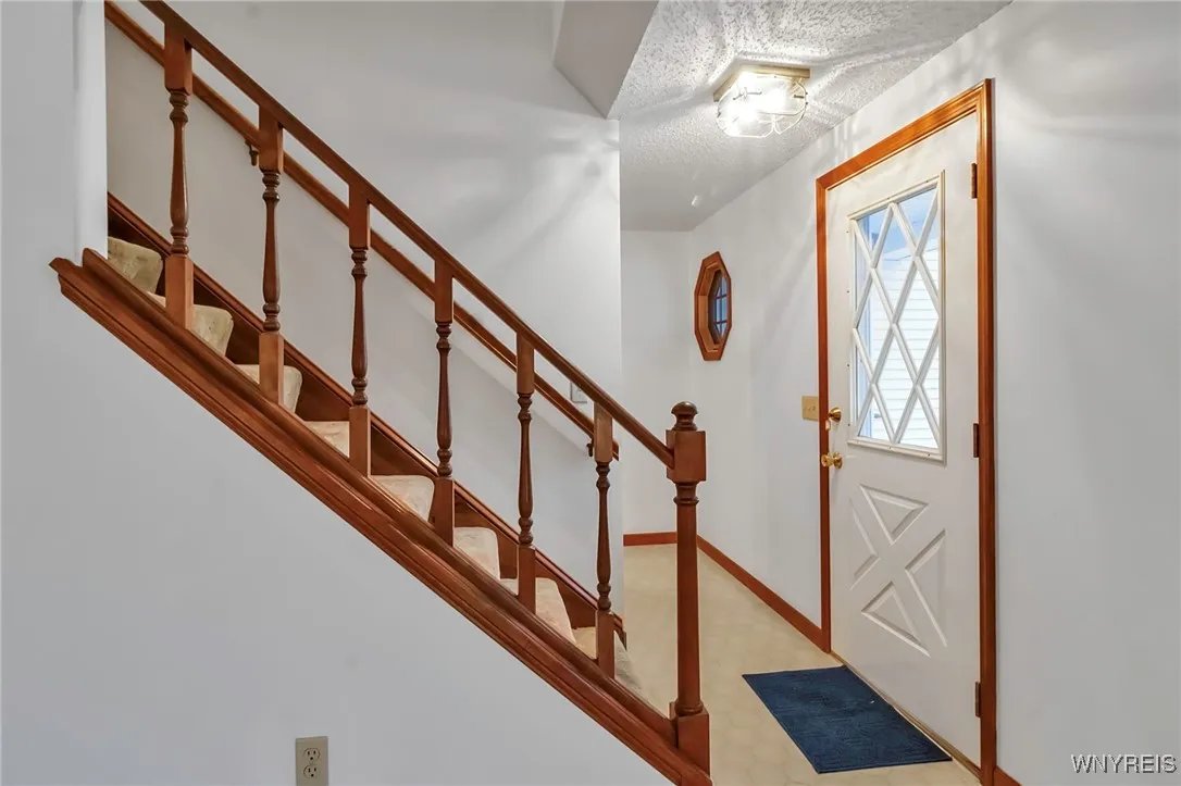 2167 Hobblebush Lane, Hamburg, New York 14085, Hamburg, New York 14085, 3 Bedrooms Bedrooms, 8 Rooms Rooms,1 BathroomBathrooms,Residential,Closed,2167 Hobblebush Lane, Hamburg, New York 14085,0,B1587448