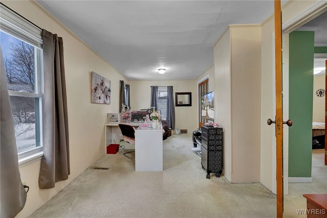 23 Elm Street, Hanover, New York 14136, Hanover, New York 14136, 3 Bedrooms Bedrooms, 7 Rooms Rooms,2 BathroomsBathrooms,Residential,Closed,23 Elm Street, Hanover, New York 14136,0,B1586334
