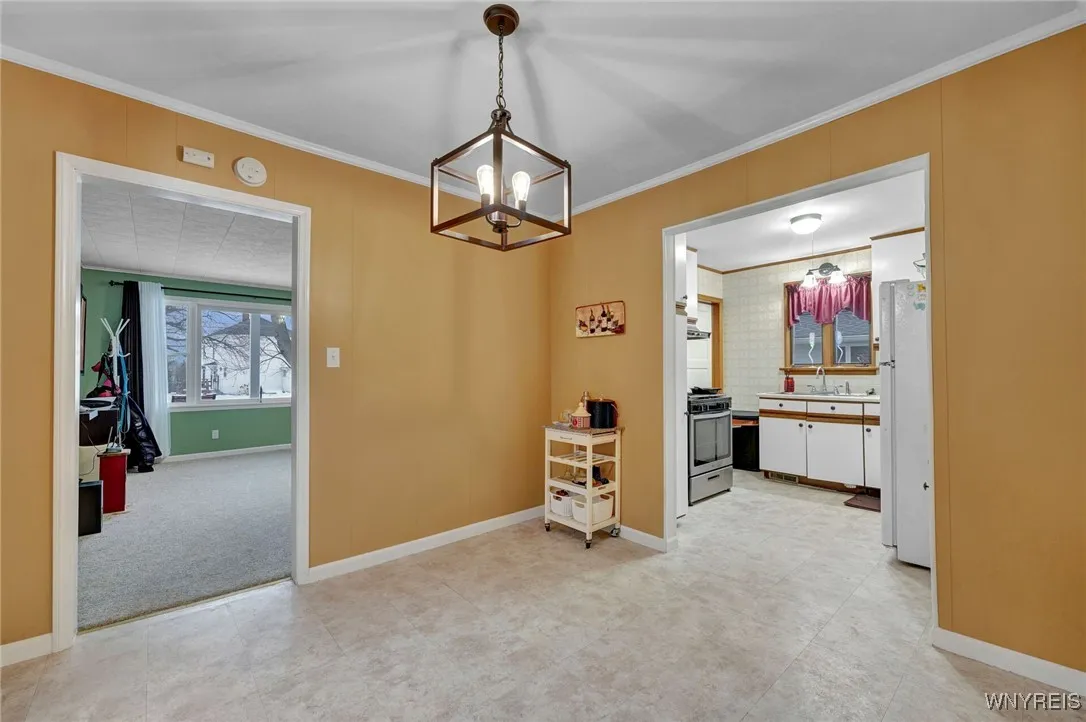 23 Elm Street, Hanover, New York 14136, Hanover, New York 14136, 3 Bedrooms Bedrooms, 7 Rooms Rooms,2 BathroomsBathrooms,Residential,Closed,23 Elm Street, Hanover, New York 14136,0,B1586334