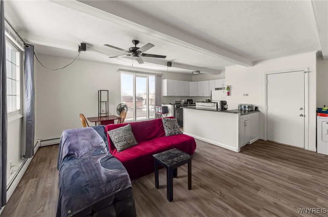 Eat in Kitchen/Living Room