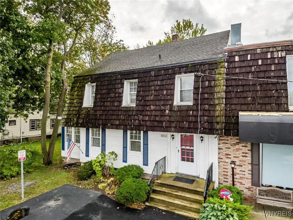 8511 Sheridan Drive 2, Clarence, New York 14221, Clarence, New York 14221, 2 Bedrooms Bedrooms, 4 Rooms Rooms,1 BathroomBathrooms,Residential Lease,Closed,8511 Sheridan Drive 2, Clarence, New York 14221,0,B1587811