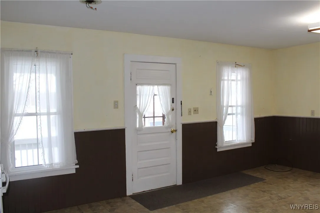 10352 Alexander Road, Alexander, New York 14005, Alexander, New York 14005, 6 Bedrooms Bedrooms, 12 Rooms Rooms,2 BathroomsBathrooms,Residential,Closed,10352 Alexander Road, Alexander, New York 14005,0,B1587804