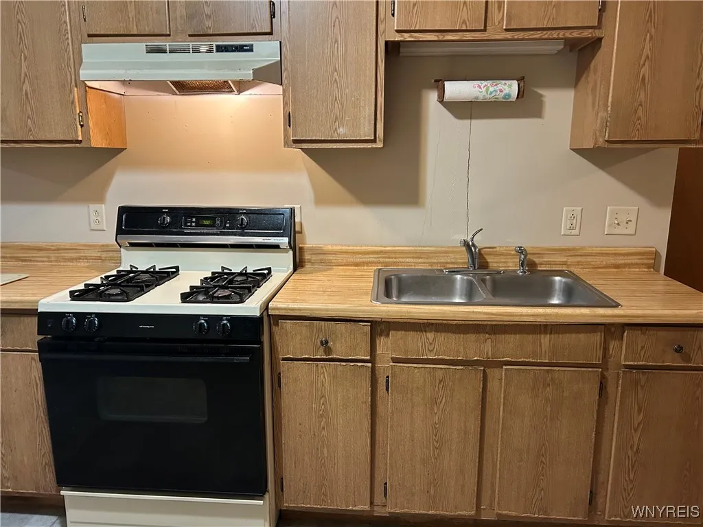 37 Elm Street, Franklinville, New York 14737, Franklinville, New York 14737, 4 Bedrooms Bedrooms, ,2 BathroomsBathrooms,Residential,Closed,37 Elm Street, Franklinville, New York 14737,0,B1587654