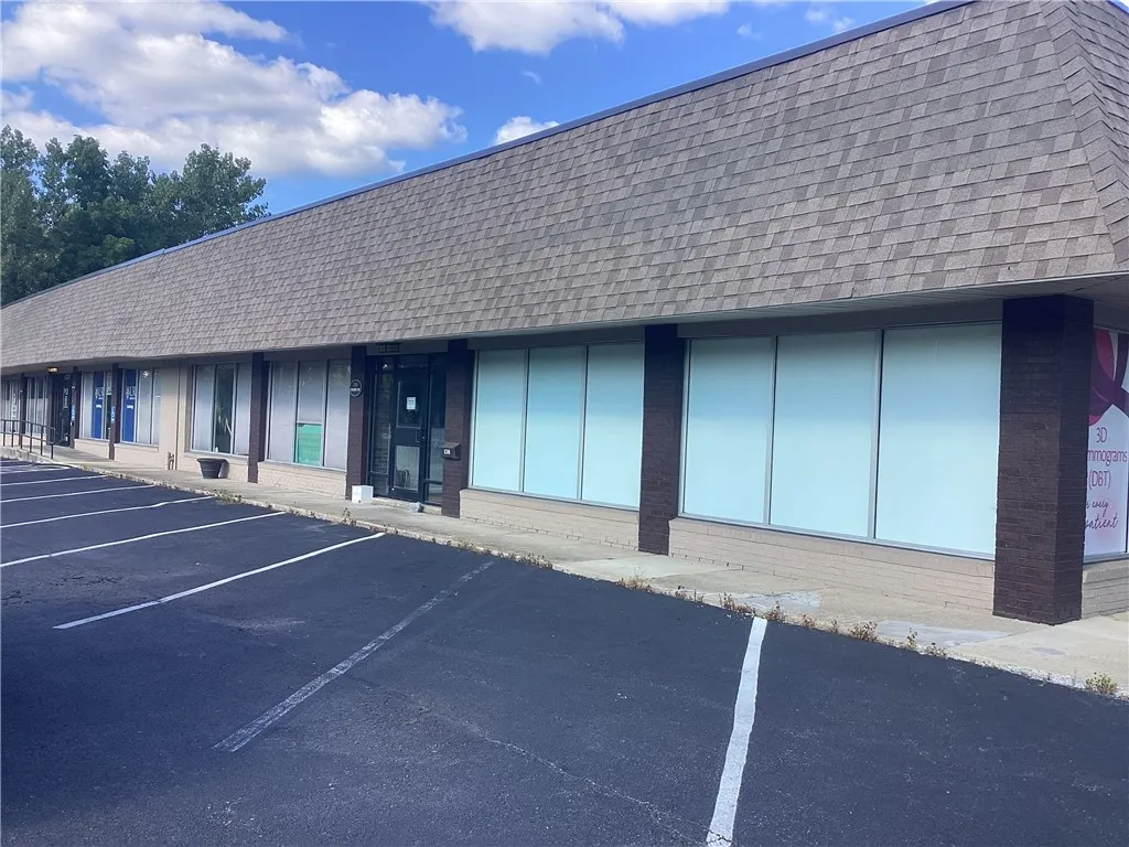 138 Court Street, Geneseo, New York 14454, Geneseo, New York 14454, ,Commercial Lease,For Rent,138 Court Street, Geneseo, New York 14454,R1585604
