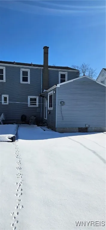 Exterior/Backyard