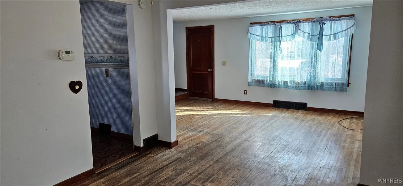 344 Rosedale Boulevard, Amherst, New York 14226, Amherst, New York 14226, 3 Bedrooms Bedrooms, 9 Rooms Rooms,2 BathroomsBathrooms,Residential,Closed,344 Rosedale Boulevard, Amherst, New York 14226,0,B1587869