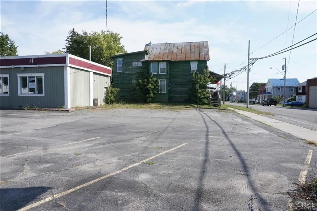 830 State Street, Ogdensburg, New York 13669, Ogdensburg, New York 13669, ,Commercial Sale,For Sale,830 State Street, Ogdensburg, New York 13669,0,S1583933