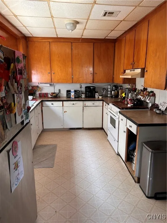 140 Scio Street, Watertown-city, New York 13601, Watertown City, New York 13601, 4 Bedrooms Bedrooms, 8 Rooms Rooms,1 BathroomBathrooms,Residential,Closed,140 Scio Street, Watertown-city, New York 13601,0,S1586959