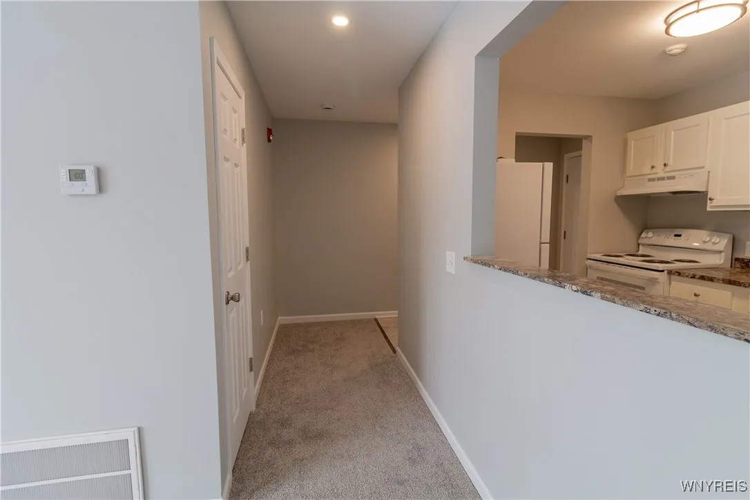 11 Robert Drive, Lancaster, New York 14086, Lancaster, New York 14086, 2 Bedrooms Bedrooms, 5 Rooms Rooms,1 BathroomBathrooms,Residential Lease,Closed,11 Robert Drive, Lancaster, New York 14086,0,B1587918