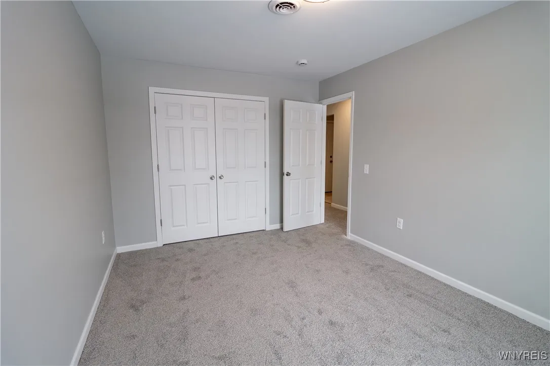 11 Robert Drive, Lancaster, New York 14086, Lancaster, New York 14086, 2 Bedrooms Bedrooms, 5 Rooms Rooms,1 BathroomBathrooms,Residential Lease,Closed,11 Robert Drive, Lancaster, New York 14086,0,B1587918