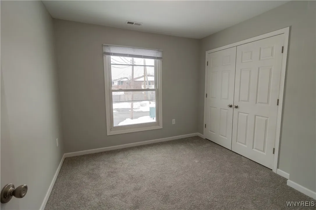 11 Robert Drive, Lancaster, New York 14086, Lancaster, New York 14086, 2 Bedrooms Bedrooms, 5 Rooms Rooms,1 BathroomBathrooms,Residential Lease,Closed,11 Robert Drive, Lancaster, New York 14086,0,B1587918
