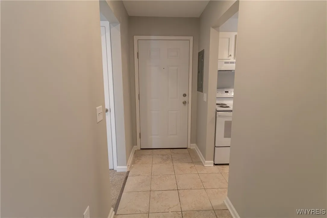 11 Robert Drive, Lancaster, New York 14086, Lancaster, New York 14086, 2 Bedrooms Bedrooms, 5 Rooms Rooms,1 BathroomBathrooms,Residential Lease,Closed,11 Robert Drive, Lancaster, New York 14086,0,B1587918